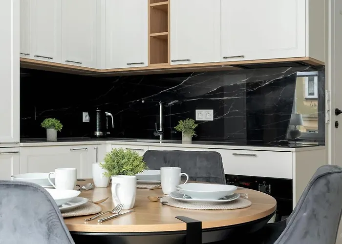 Nowoczesny W Samym Sercu Poznania By Rent Like アパート ポズナン